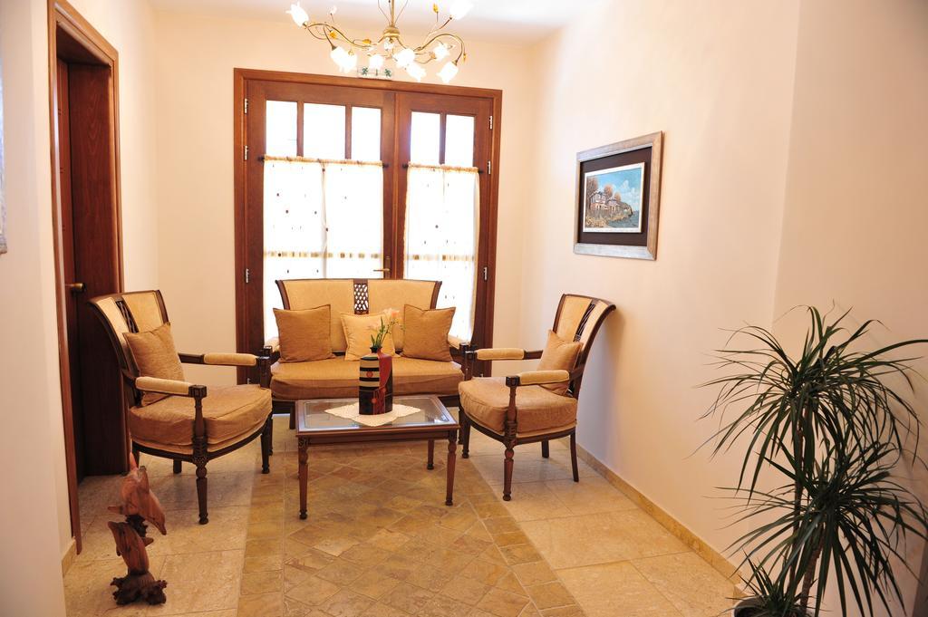 Appartement Pansion Evi à Amoliani Extérieur photo