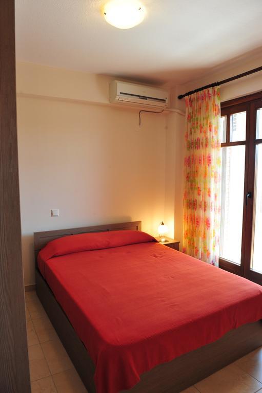 Appartement Pansion Evi à Amoliani Chambre photo