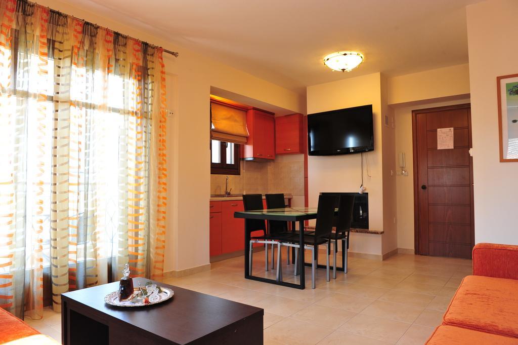 Appartement Pansion Evi à Amoliani Chambre photo